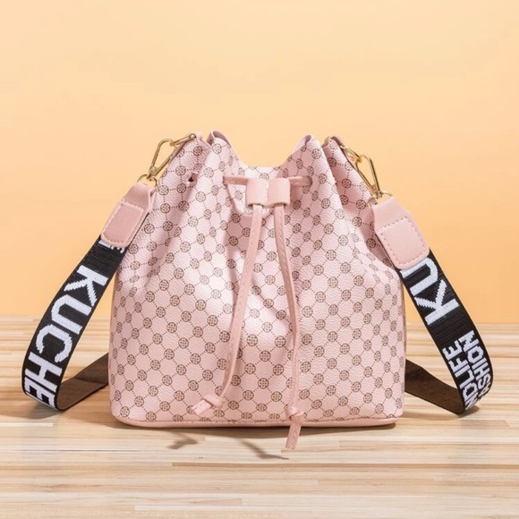 PURSES BUNDLE (6) - Picture 3 of 16